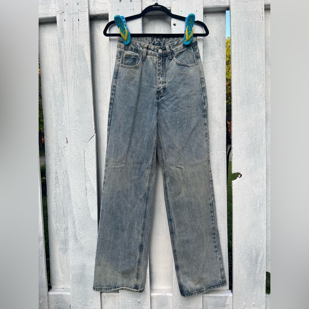 SHEIN 90’s flare jeans